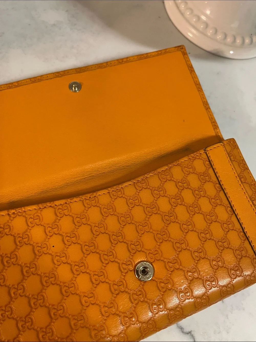 Gucci Orange Embossed GG Leather Wallet with Gold D-Ring - Picture 8 of 11